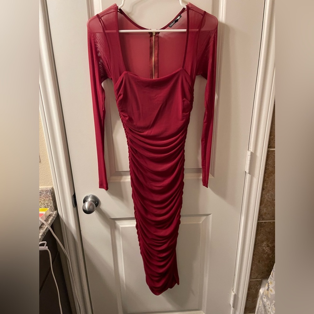 Fashion Nova Dark red form fitting scrunch side dress
